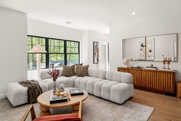 20 Audubon Way Unit 205