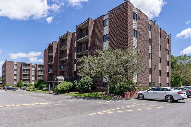 137 Franklin St Unit 206