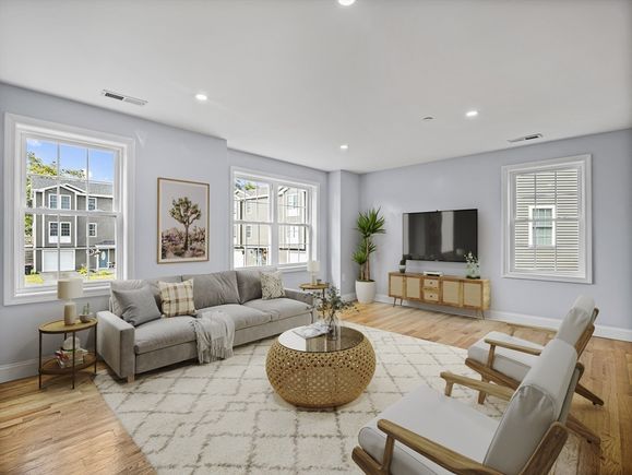 543 Andover St Unit 7