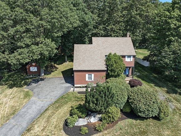 16 Wildwood Dr