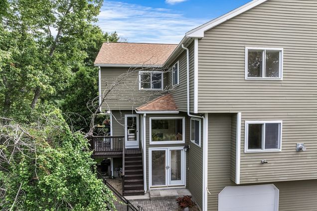 16 Admirals Ln Unit 16