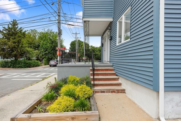 71 Wellington Unit 2