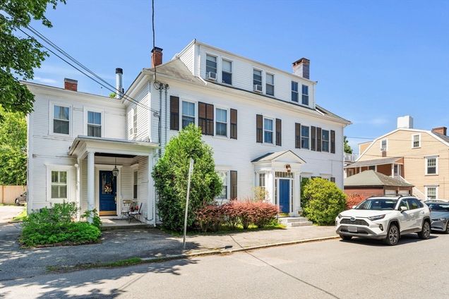 6 Orange St Unit 7