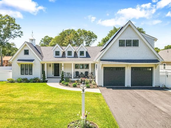 25 Clam Lane