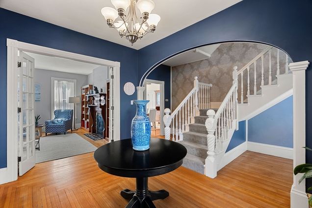 6 Summit Place Newburyport, MA House Active - Photo 1 of 41. Opens carousel modal