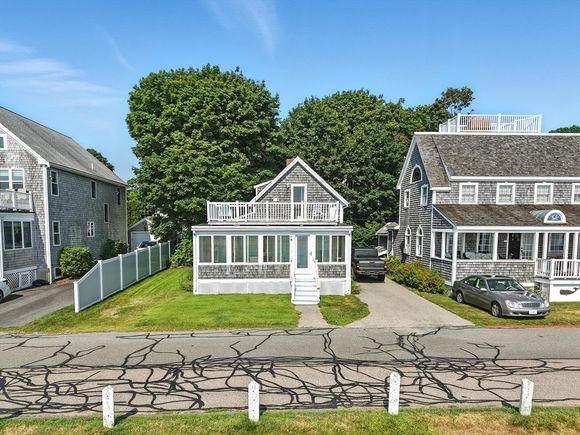 19 Rocky Nook Ave