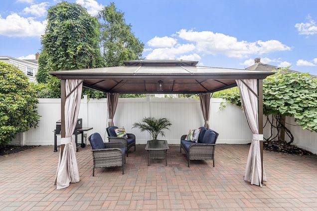 39 Grant Road