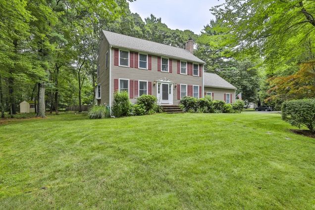 1 Deer Path Ln Mansfield, MA House Active - Photo 1 of 29. Opens carousel modal