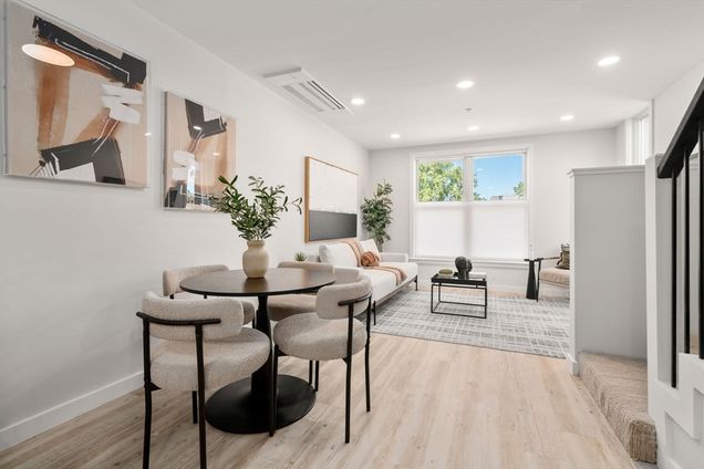 602 Canterbury Unit 9