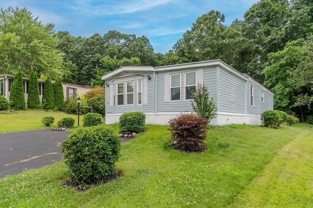 59 Clayton Drive