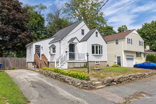 41 Williams St