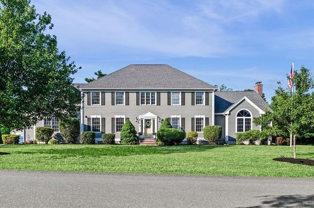 17 Lakeview Drive