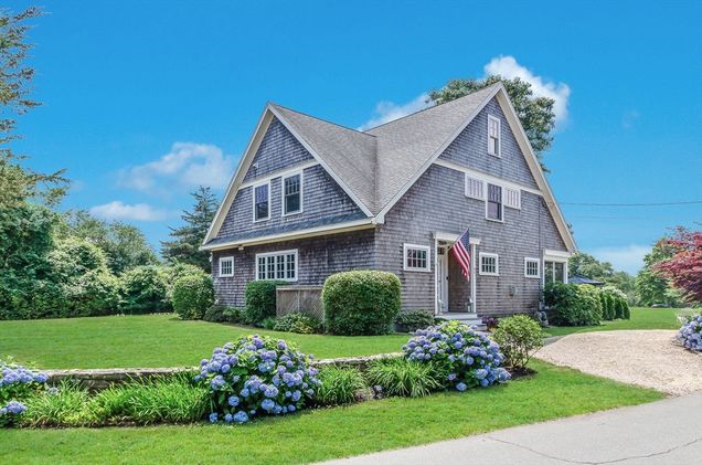 34 Nonquitt Ave