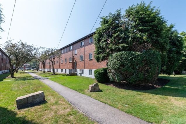 36 Bryon Rd Unit 5