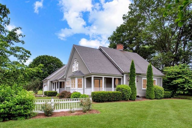 103 Long Plain Rd