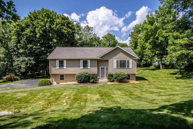 14 Emmanuel Ave Webster, MA House Active - Photo 1 of 38. Opens carousel modal