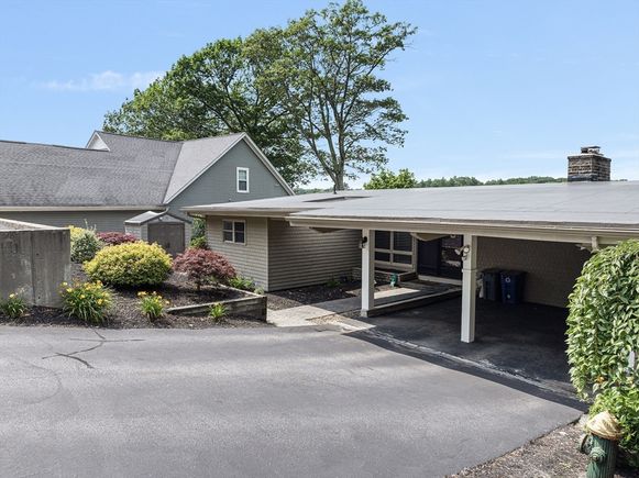 144 Aldrich Rd