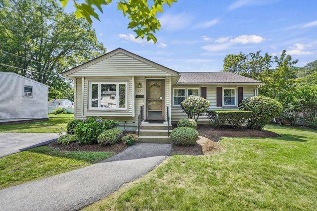 45 Sussex Lane Worcester, MA House Active - Photo 1 of 30. Opens carousel modal