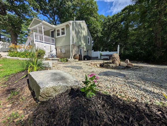35 Old Oxford Rd Charlton, MA House Active - Photo 1 of 23. Opens carousel modal