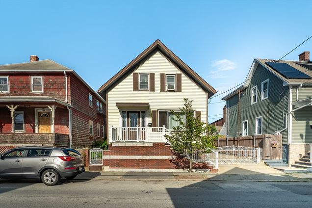 566 So Second Street