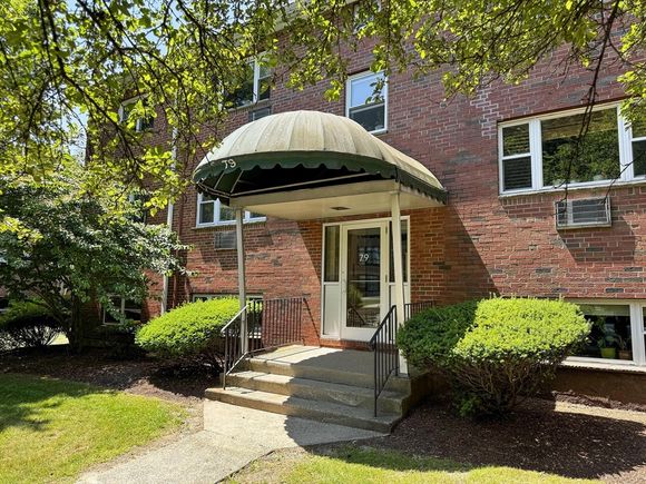 79 Walnut Street Unit 7