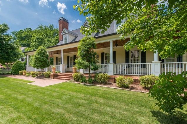 4167 Chimney Heights NE Roswell, GA House Sold - Photo 1 of 1. Opens carousel modal
