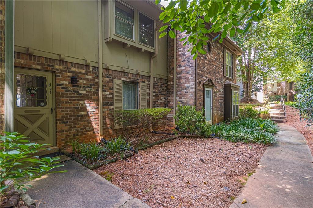 699 Garden Walk Dr, Stone Mountain, GA 30083 Estately 🧡 MLS 7102097