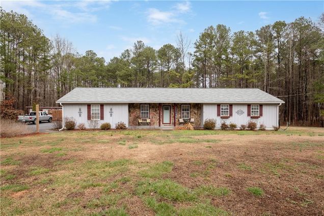 165 Glen Forest Trail Newnan, GA House Sold - Photo 1 of 1. Opens carousel modal