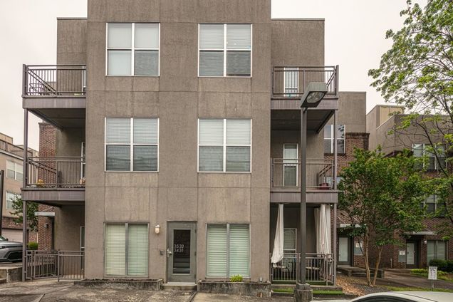 238 Walker Street SW Unit 31 Atlanta, GA Condo Sold - Photo 1 of 1. Opens carousel modal