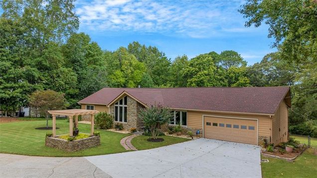 12040 Old Mountain Park Road NE