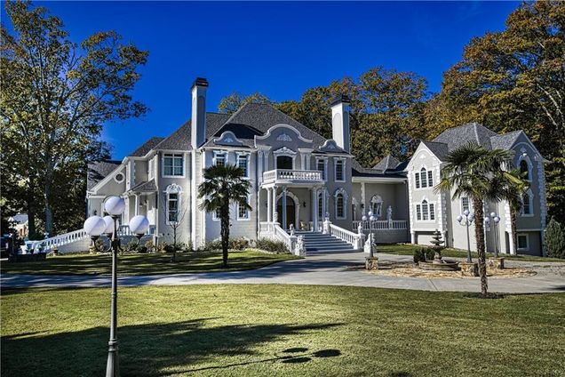 6020 Riverside Drive