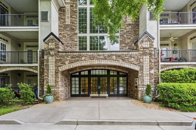 3047 Lenox Road NE Unit 2105