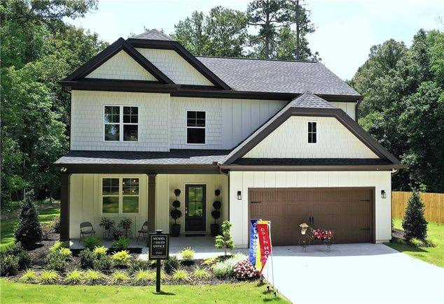 2610 Lisa Drive SW Atlanta, GA House Active - Photo 1 of 25. Opens carousel modal