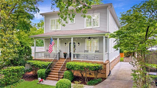 66 Mobile Avenue NE