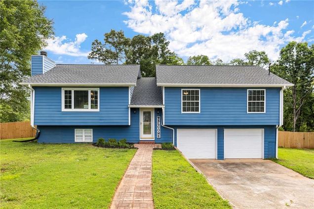 319 Hill Crest Circle
