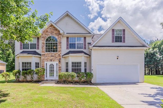 4938 Wewatta Street SW Atlanta, GA House Active - Photo 1 of 44. Opens carousel modal