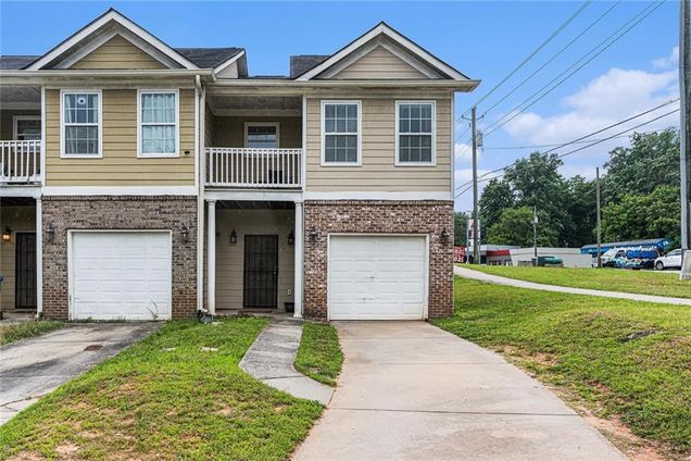 2996 Jonesboro Road Southeast Road SE Unit J Atlanta, GA Townhouse Active - Photo 1 of 30. Opens carousel modal