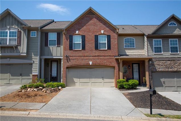 3325 Castleberry Village Circle