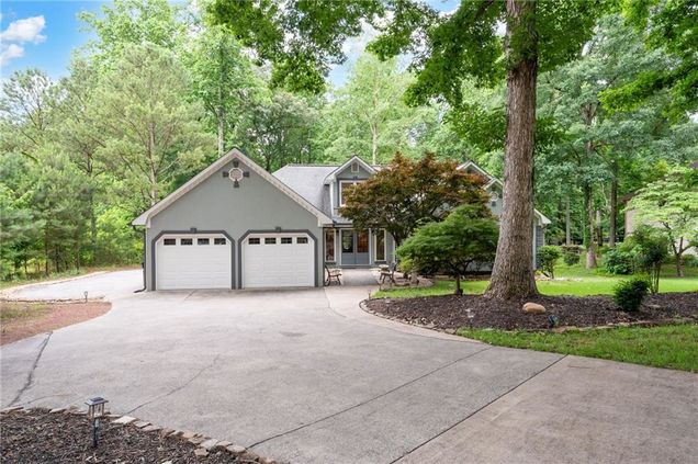 1104 Fox Lane