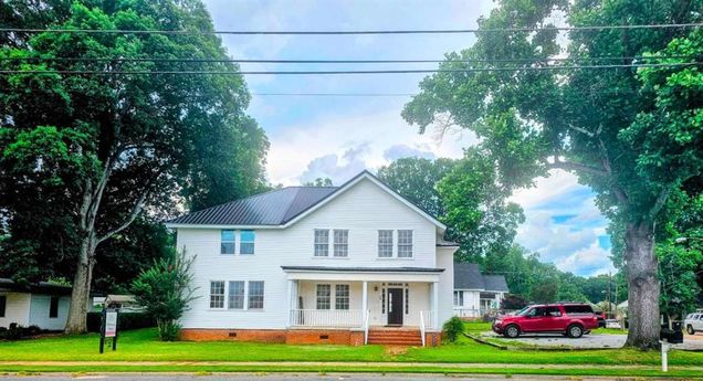 354 S Main Street S Thomaston, GA Multifamily Active - Photo 1 of 24. Opens carousel modal