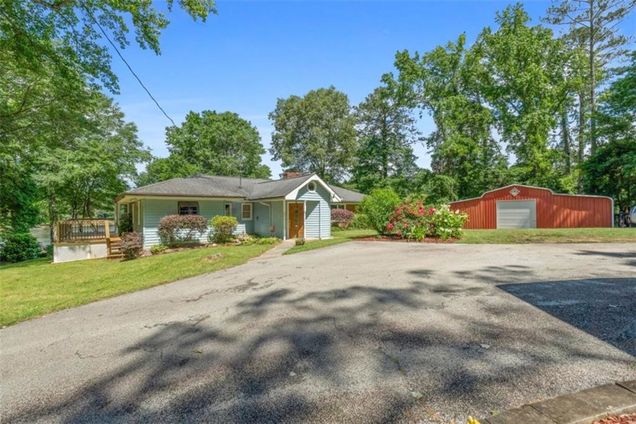 312 Flat Shoals Church Road