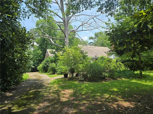 1526 Snapfinger Road
