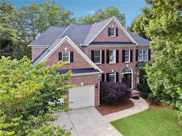 302 Shawnee Indian Lane