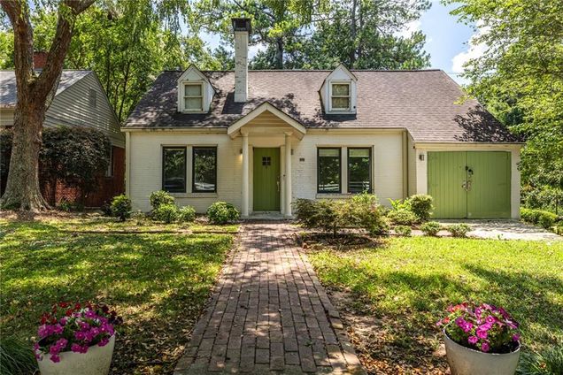 747 NE Cumberland Road