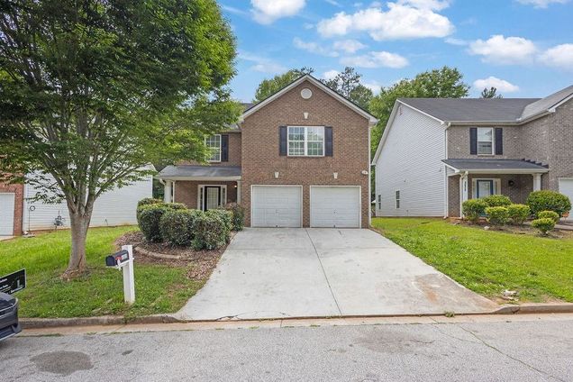 4068 Riverside Parkway