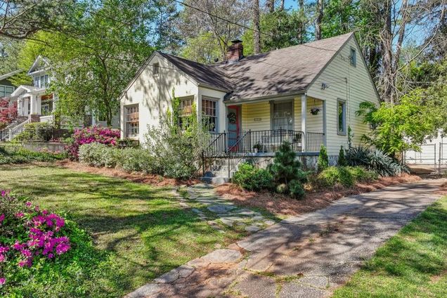 1015 S Candler