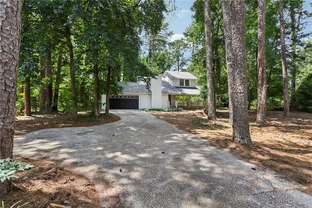 4859 Port Drive