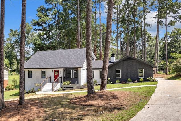 420 Northland Road SW Mableton, GA House Active - Photo 1 of 25. Opens carousel modal