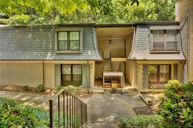 12 Vista Square NW Atlanta, GA Condo Active - Photo 1 of 46. Opens carousel modal