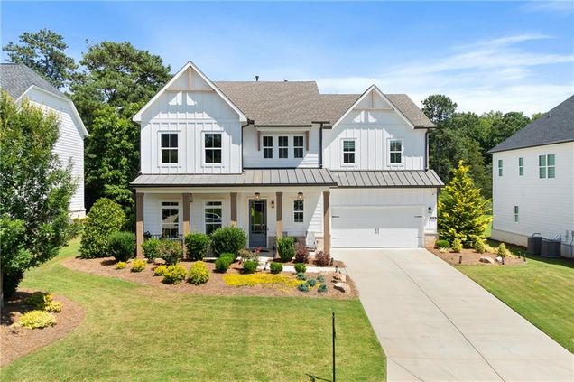 3525 Brynhurst Drive
